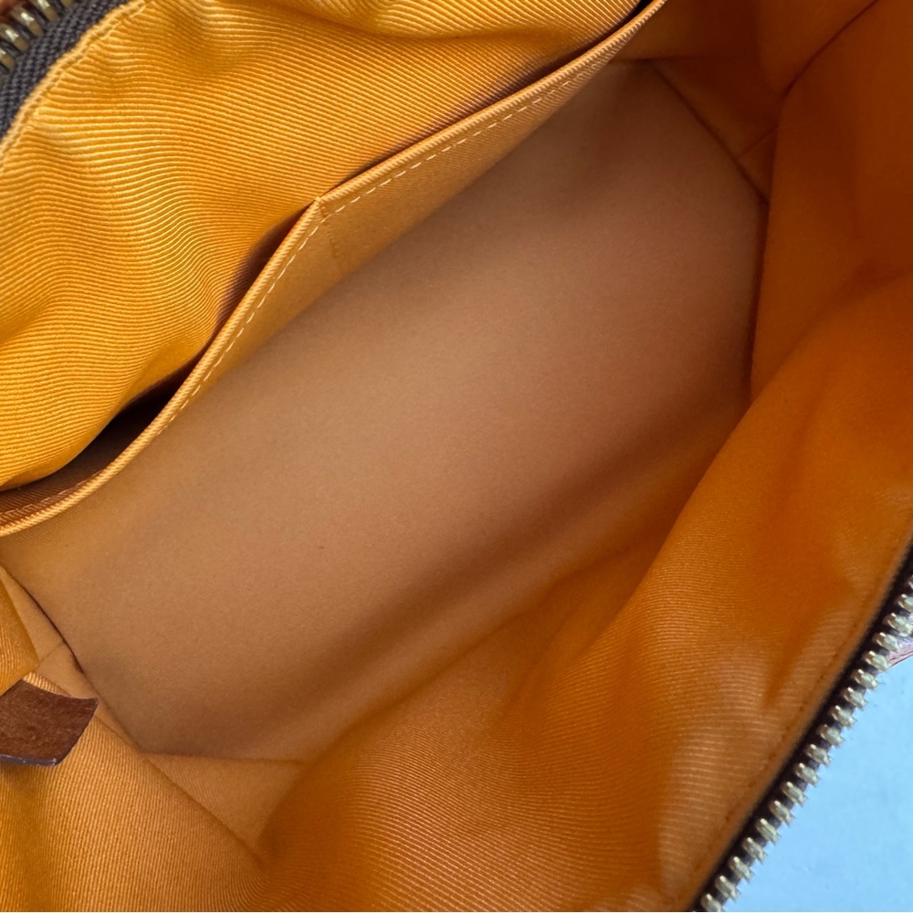 Louis Vuitton Monogram Manhattan NM - Picture 16 of 16